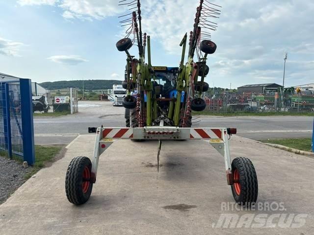 CLAAS Liner 780 Okretači i sakupljači sijena
