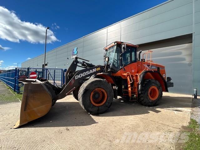 Develon DL300-5 Utovarivači na kotačima