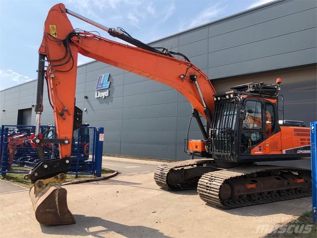 Develon Dx225lc-5 Bageri gusjeničari