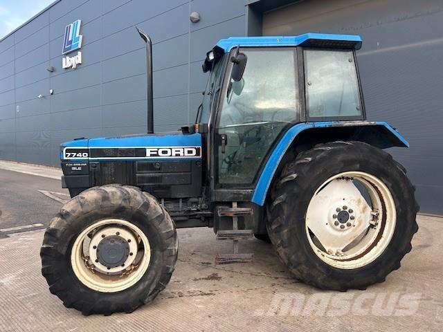 Ford 7740 Traktori