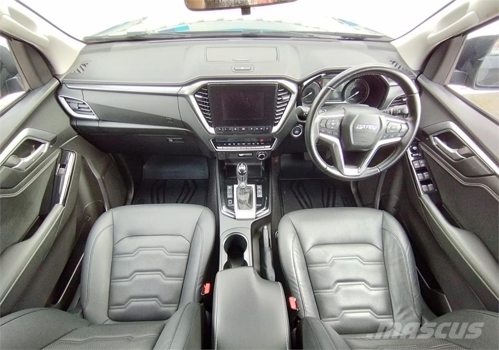 Isuzu DL40 Kiperi
