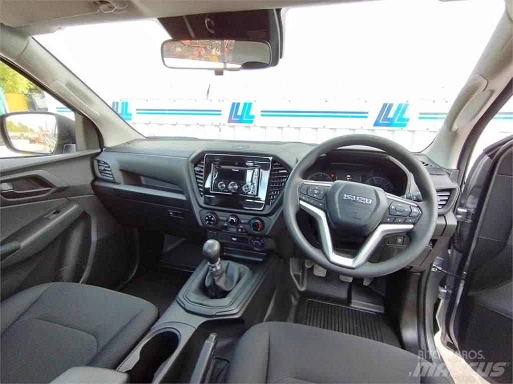 Isuzu Utility Singl Ostalo