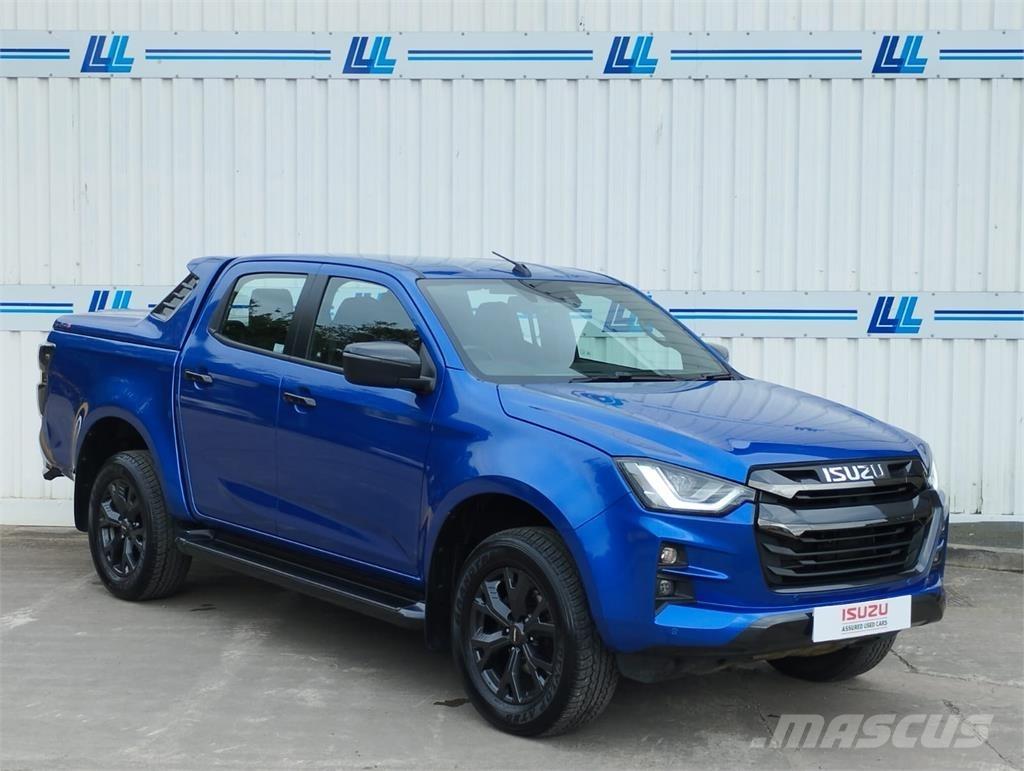 Isuzu V-Cross Kiperi