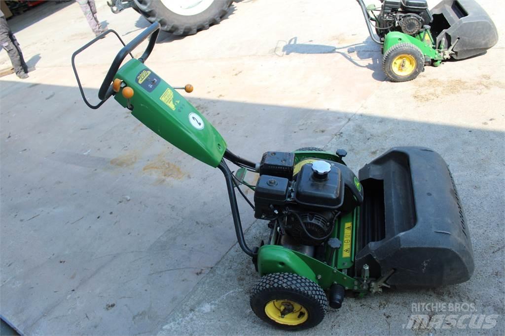 John Deere 220B Motokultivator kosilice
