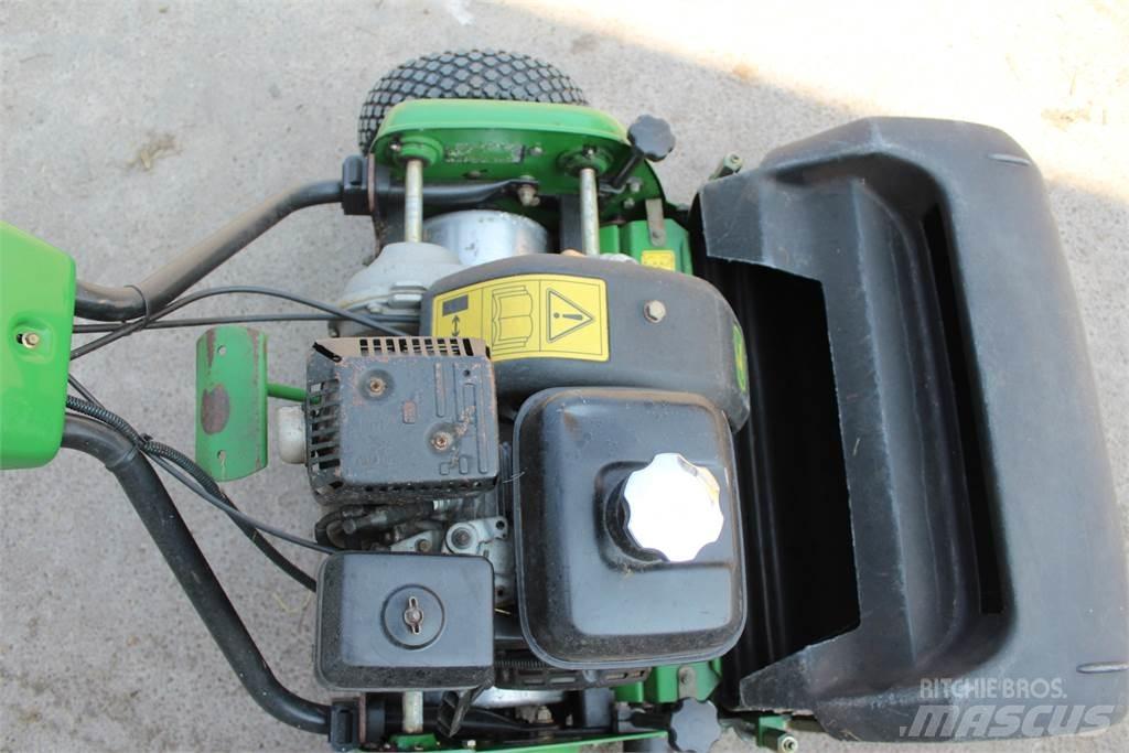 John Deere 220B Motokultivator kosilice