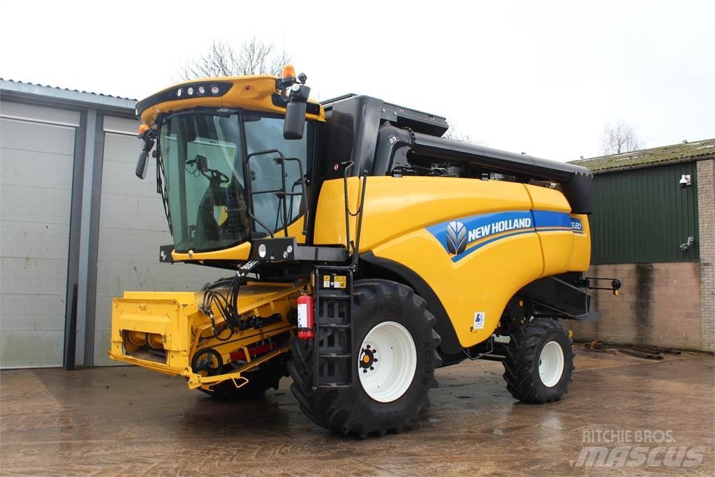 New Holland CX5.80S Kombajni