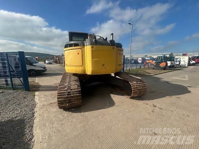 New Holland E235bsr-2 Bageri gusjeničari