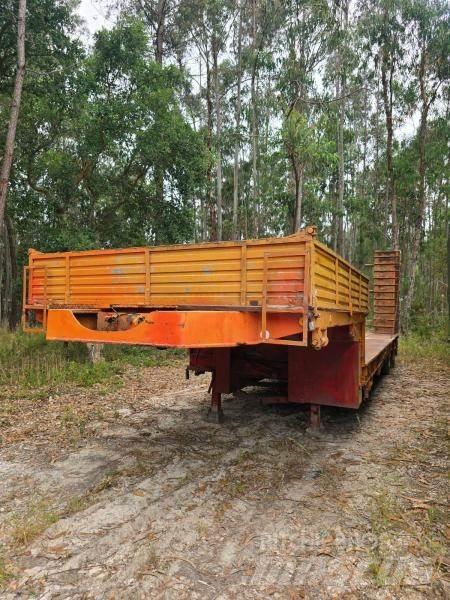 Nicolas . Poluprikolice autotransporteri