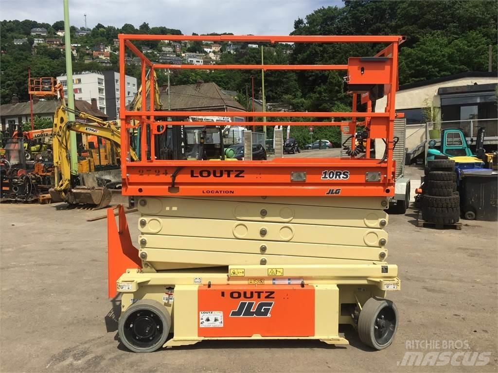 JLG 10RS Škaraste platforme