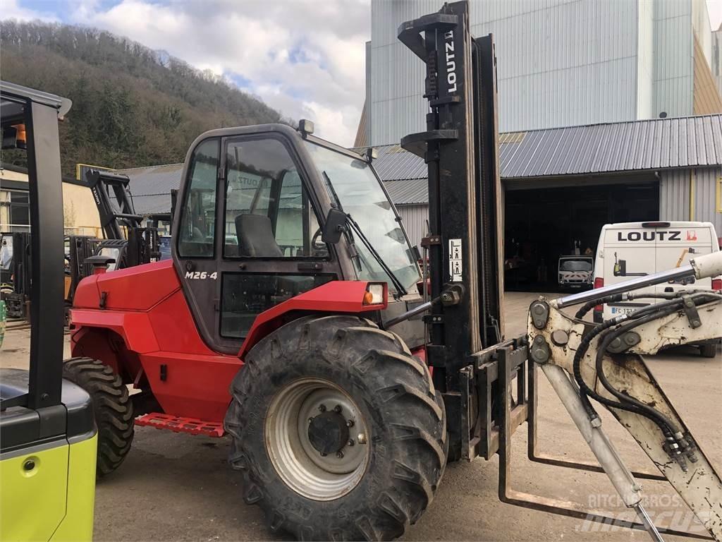 Manitou M26-4 Terenski viličar