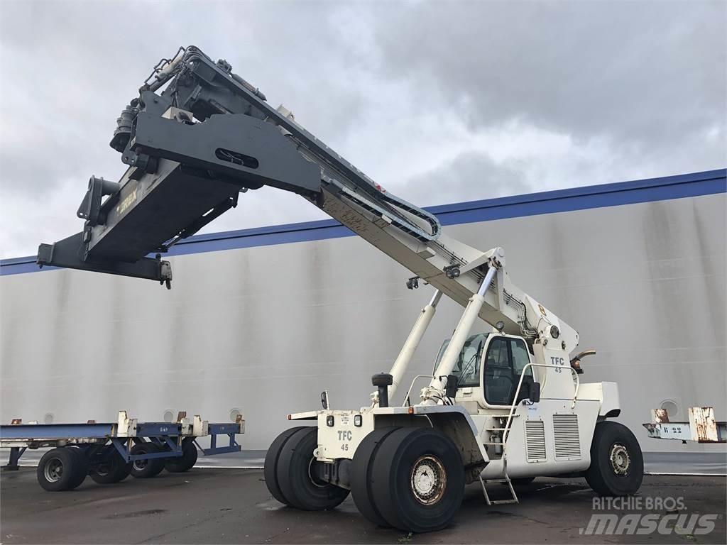Terex TFC45 Dohvatni viličari