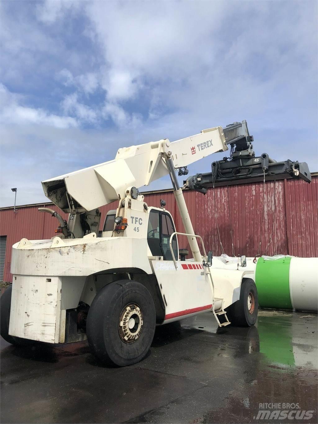 Terex TFC45 Dohvatni viličari