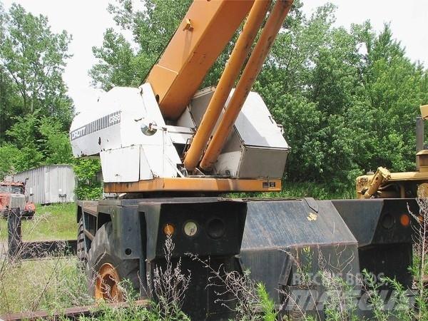 Drott 2500 Rabljene dizalice za težak teren