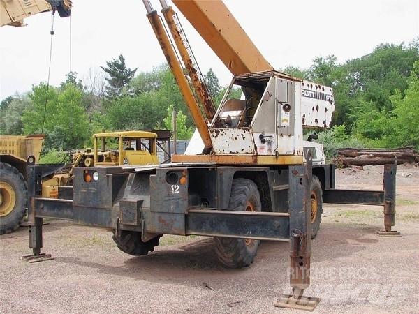 Drott 2500 Rabljene dizalice za težak teren