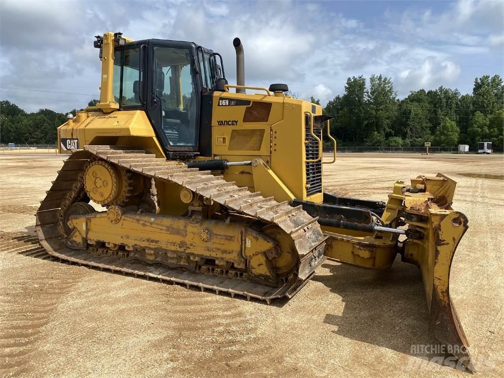 CAT D6N LGP Buldožeri gusjeničari