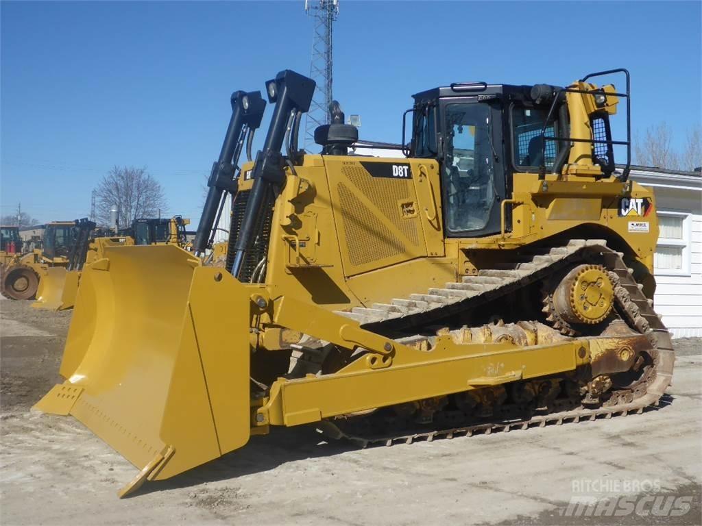 CAT D8T Buldožeri gusjeničari