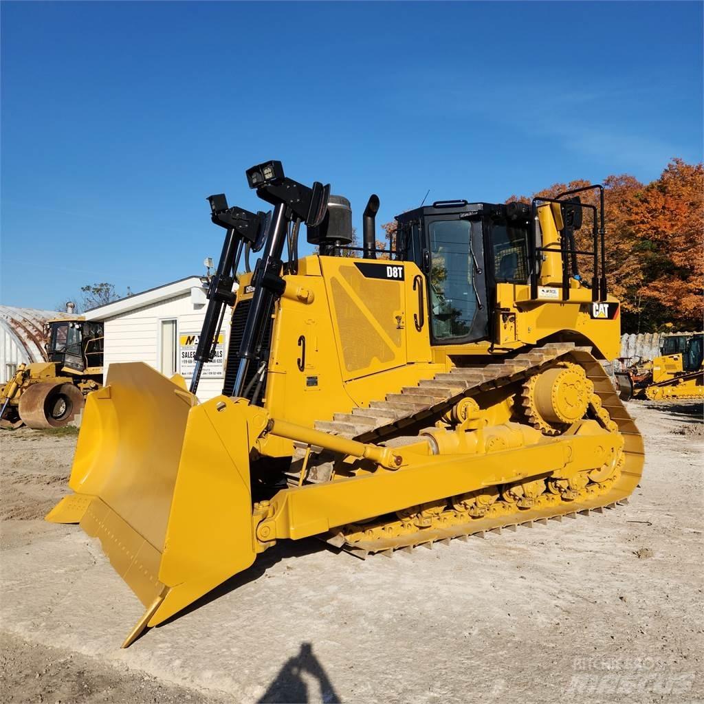 CAT D8T Buldožeri gusjeničari