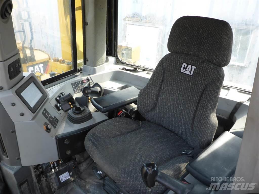 CAT D8T LGP Buldožeri gusjeničari