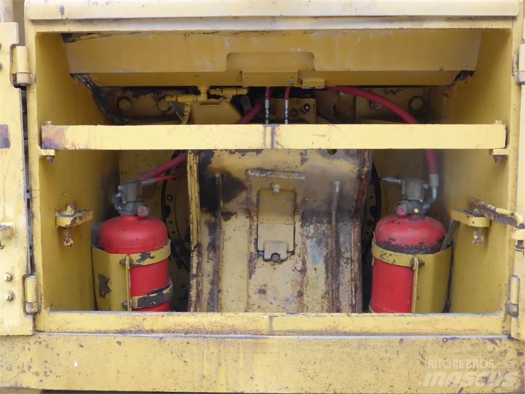 CAT D8T WH Buldožeri gusjeničari