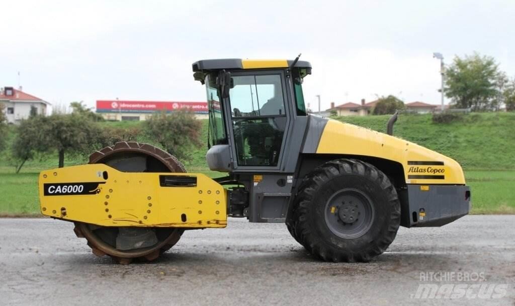 Atlas Copco CA6000 Kompaktori zemlje