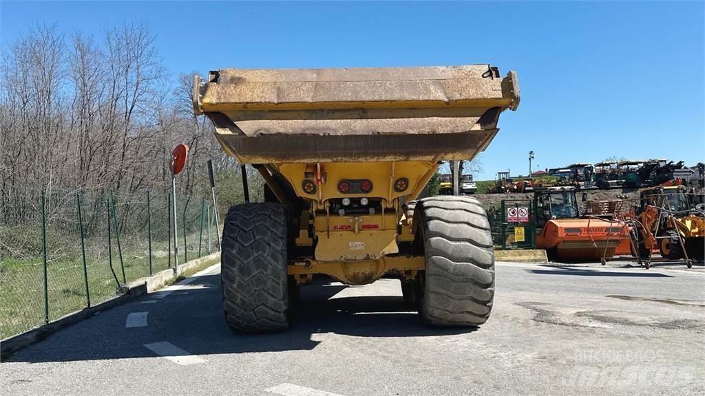 Bell B30E 6x6 Demperi za gradilišta