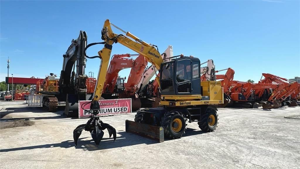 Bertani S3A 4X4 Bageri na kotačima