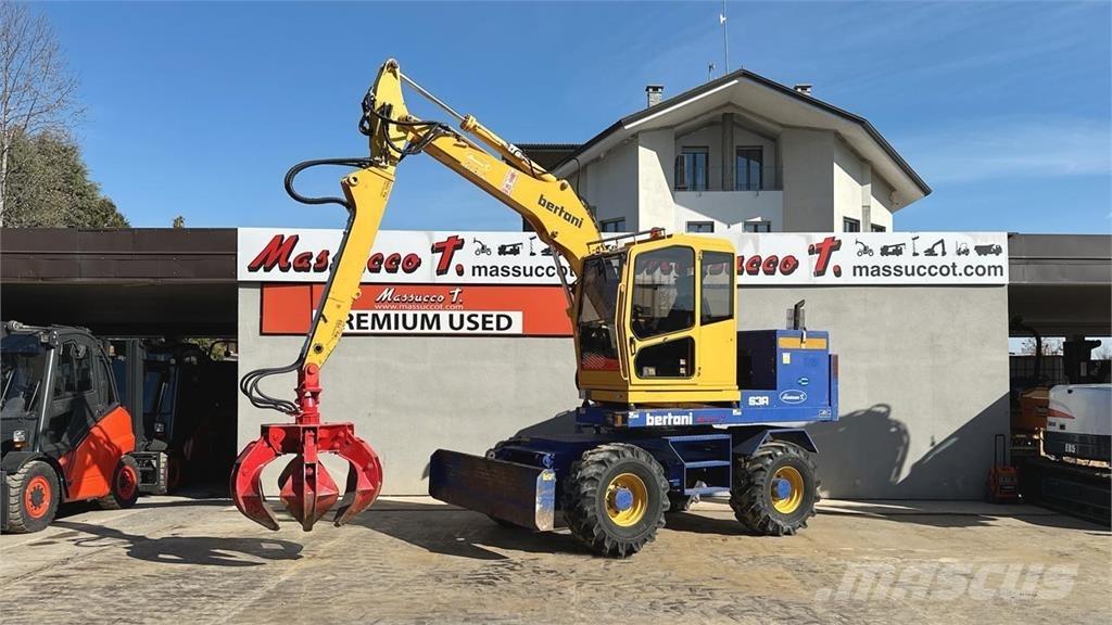 Bertani S3A 4x4 Bageri na kotačima