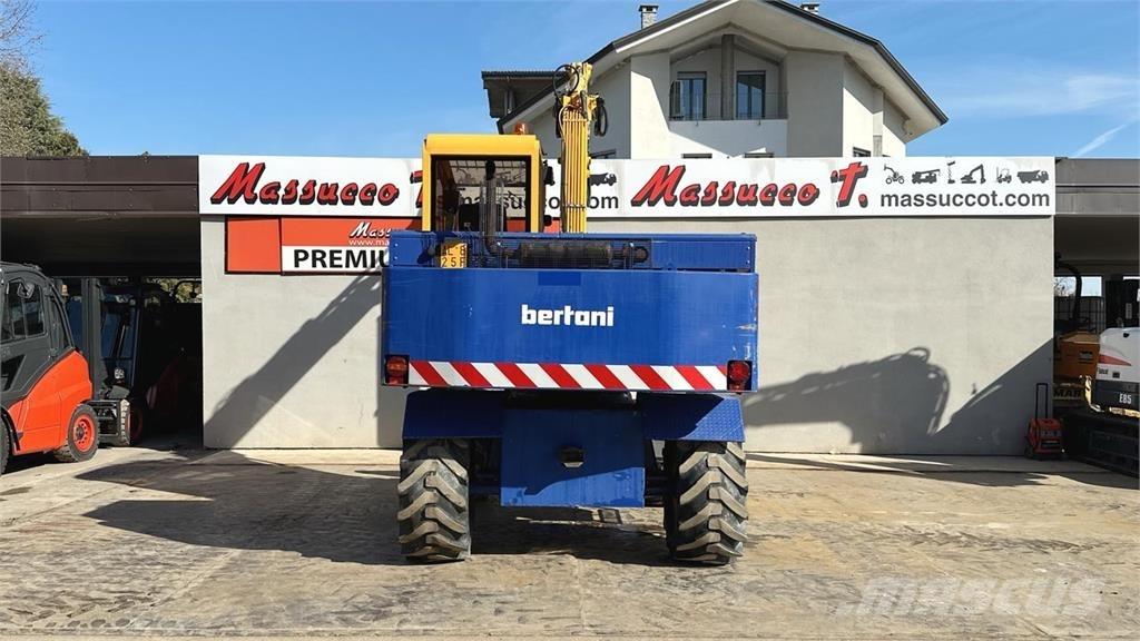 Bertani S3A 4x4 Bageri na kotačima