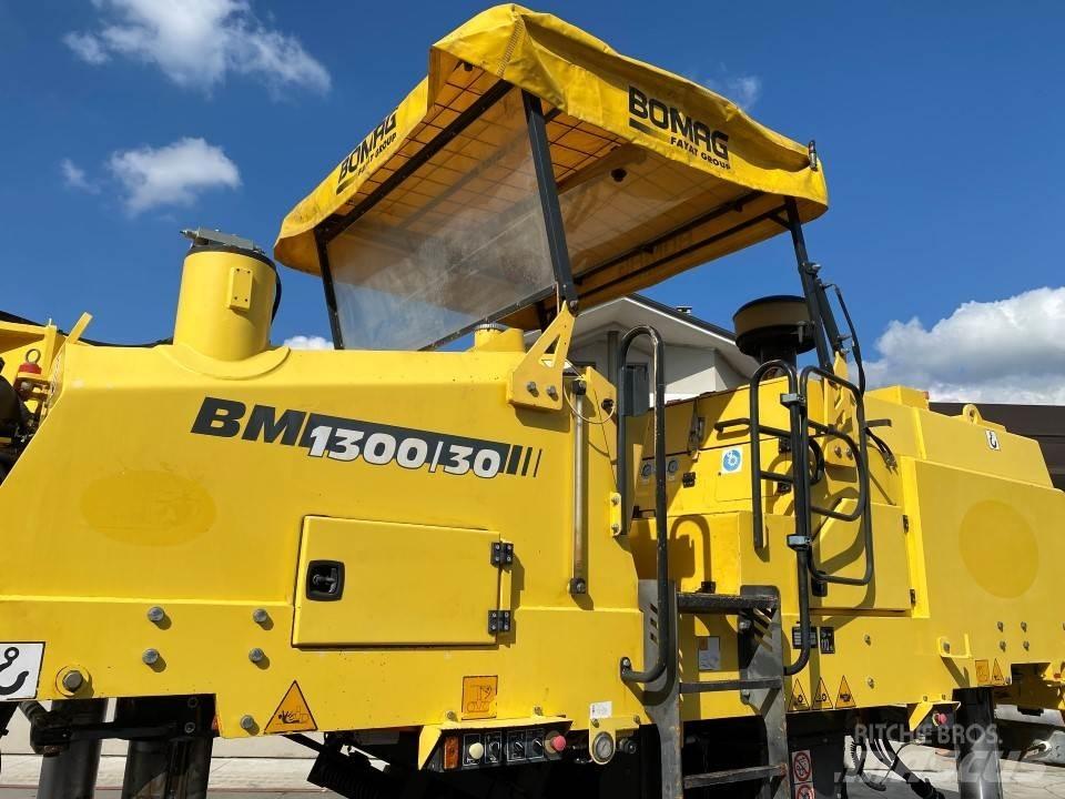 Bomag BM1300/30 Asfaltne hladne glodalice