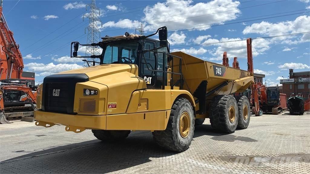 CAT 745C 6X6 Demperi za gradilišta