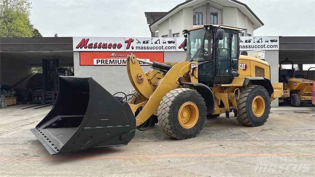 CAT 938K Utovarivači na kotačima