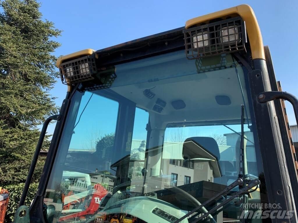 CAT 963D Utovarivači na kotačima