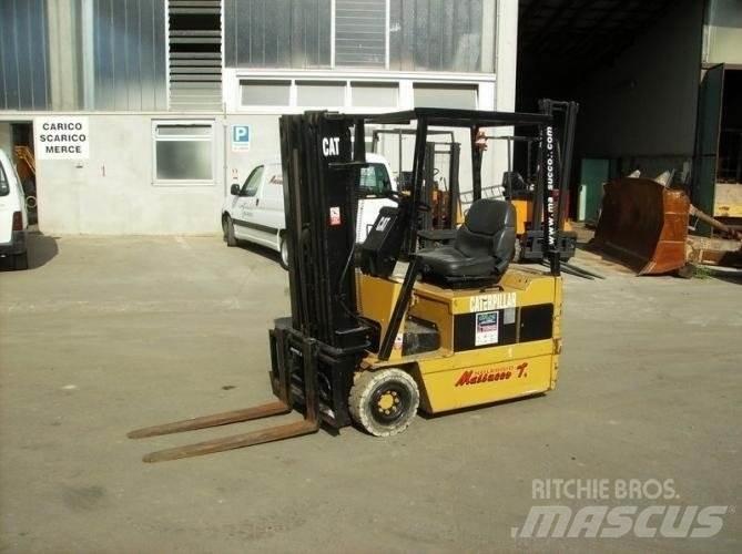 CAT EP15T Električni viličari