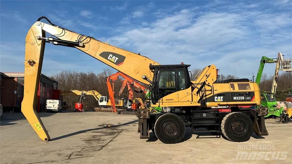 CAT M325D 4X4 Bageri na kotačima