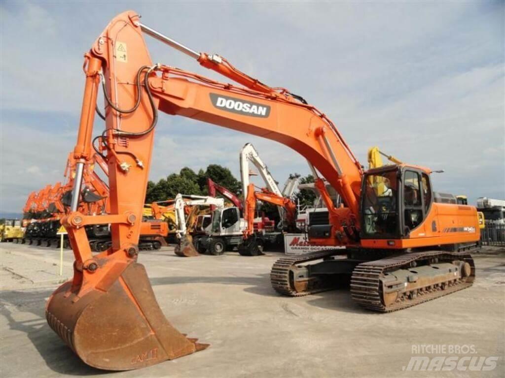 Doosan DX340LC Bageri gusjeničari