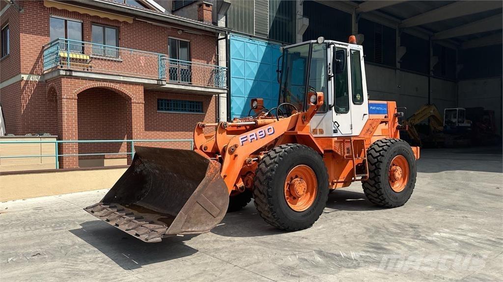 Fiat-Hitachi FR90 4X4 Utovarivači na kotačima