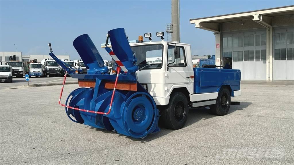  Fresia F60 4X4 Sniježne daske i  plugovi