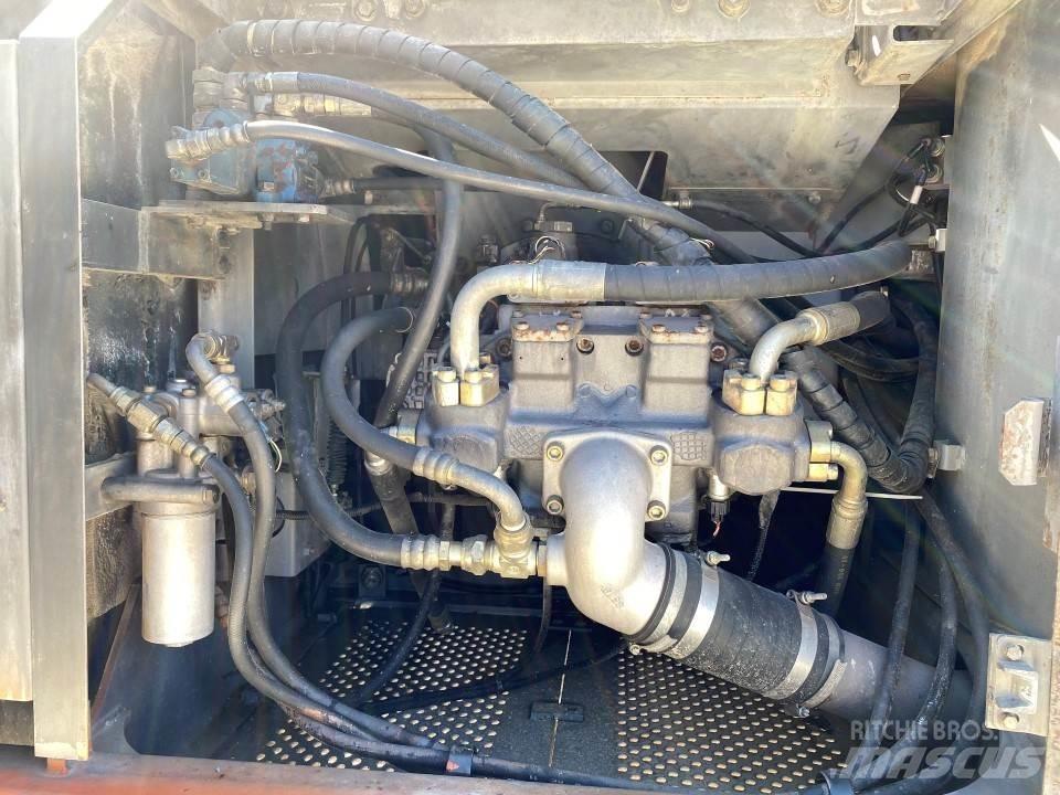 Hitachi EX230LCK Bageri gusjeničari