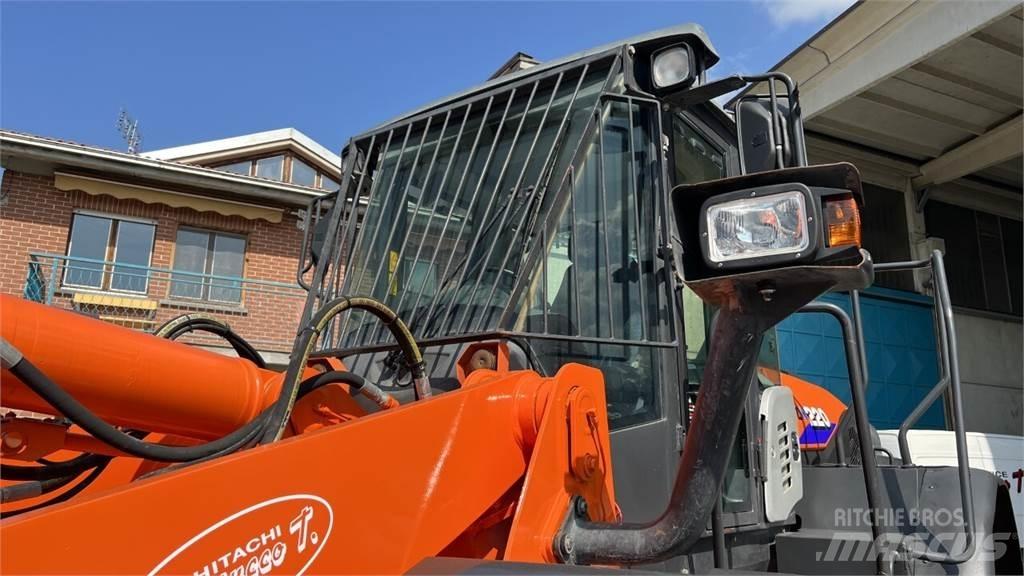 Hitachi ZW220-5B Utovarivači na kotačima