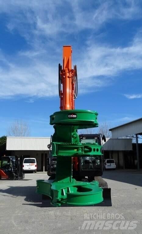 Hitachi ZX135US-6 Bageri
