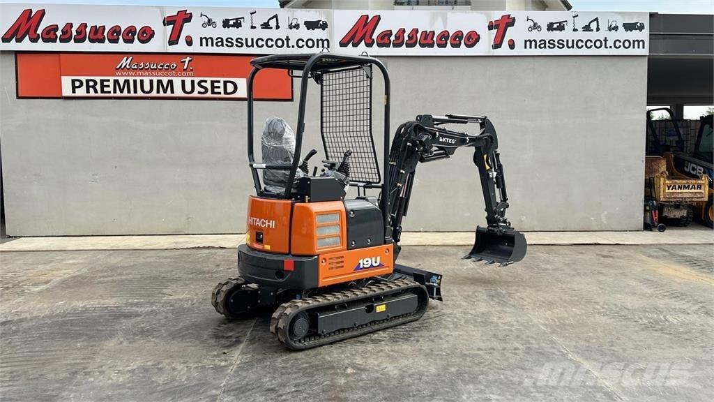 Hitachi ZX19U-2P Mini bageri <7t