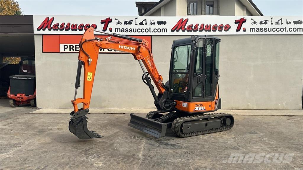 Hitachi ZX29U-3 CLR Mini bageri <7t