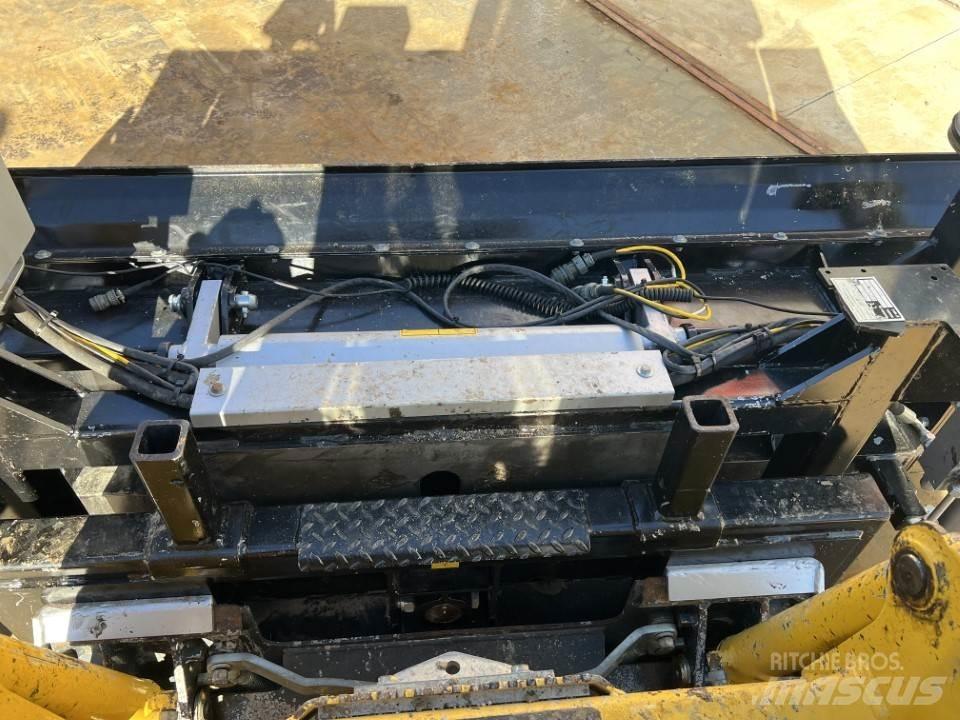 Komatsu CK 20 HF Skid steer mini utovarivači