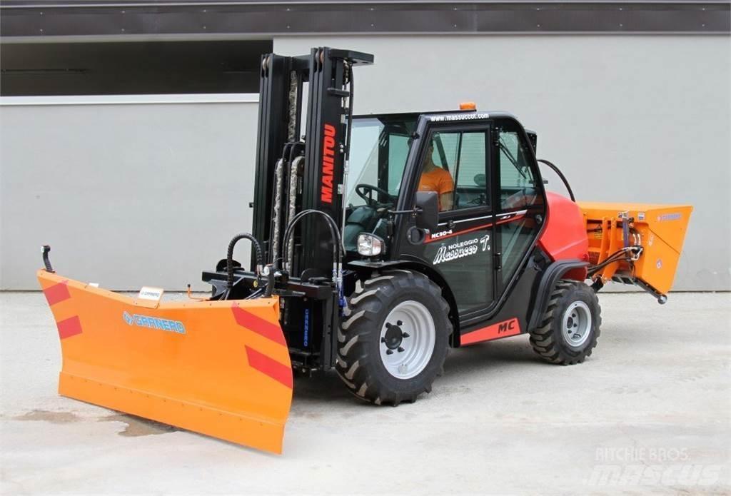 Manitou MC30-4 DK Dizelski viličari