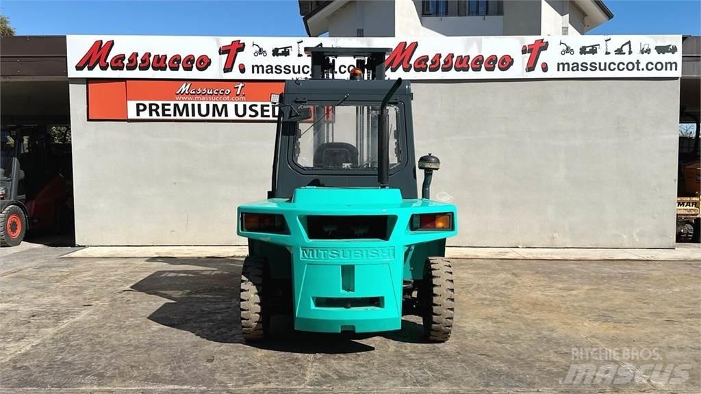 Mitsubishi FD70 Dizelski viličari
