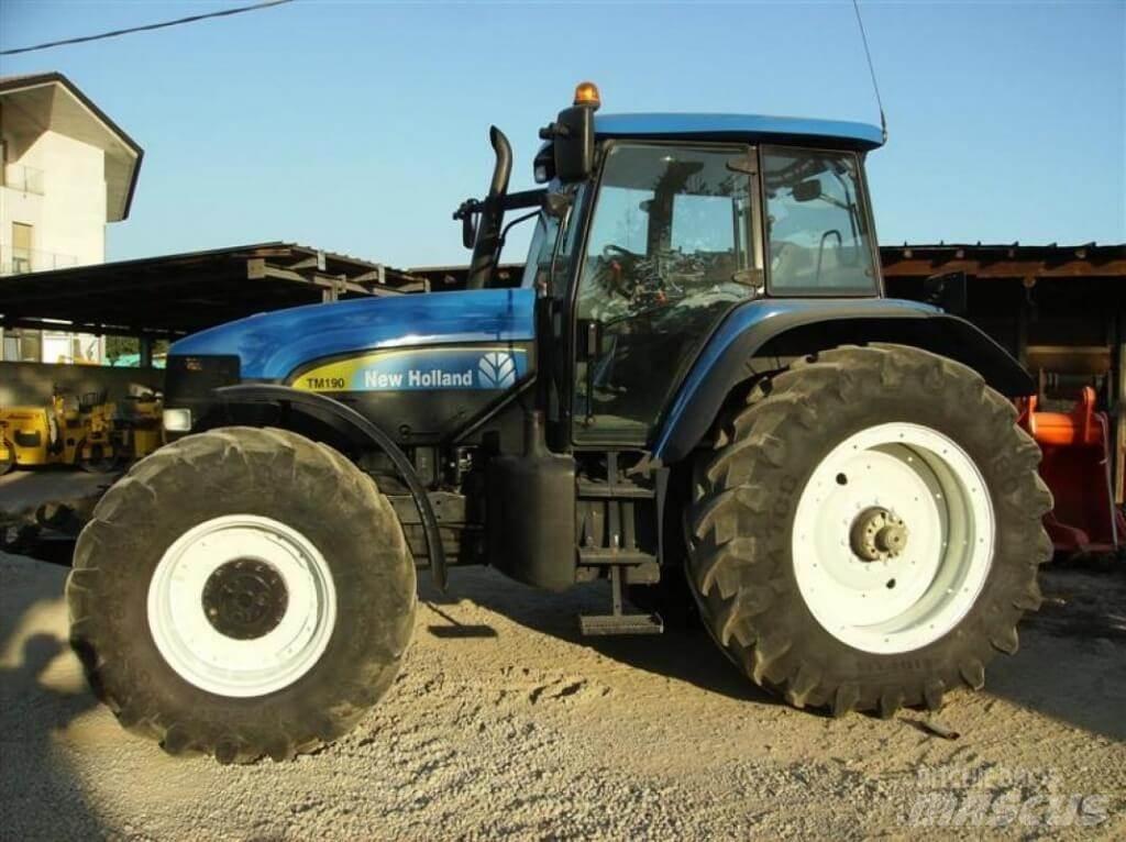 New Holland TM190 Sniježne daske i  plugovi