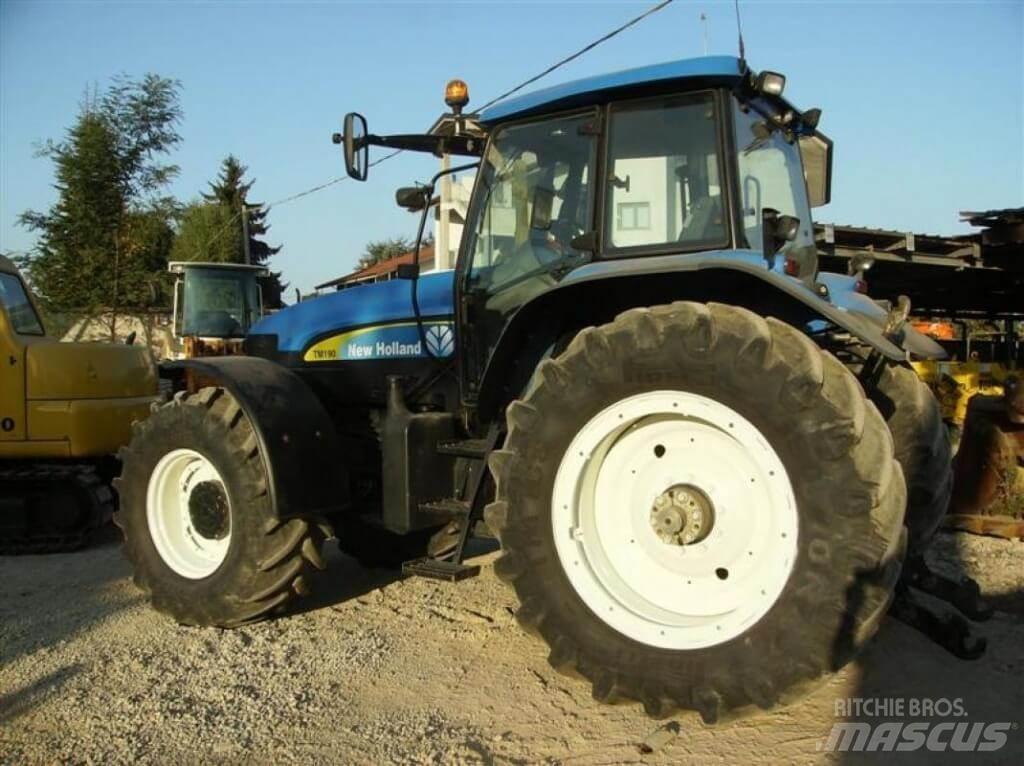 New Holland TM190 Sniježne daske i  plugovi