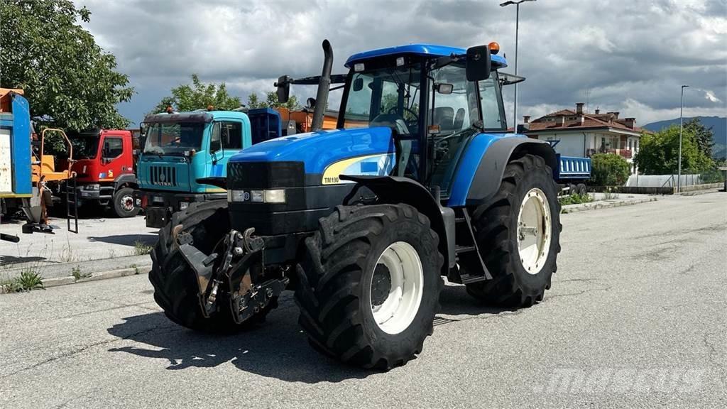 New Holland TM190 4X4 Sniježne daske i  plugovi