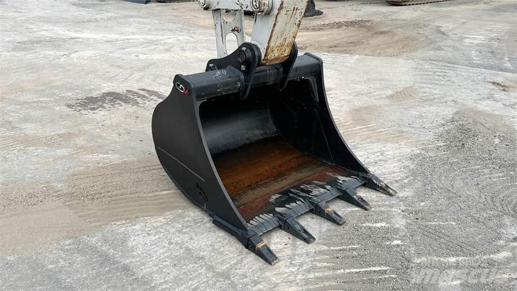 Takeuchi TB2150R Midi bageri 7t – 12t