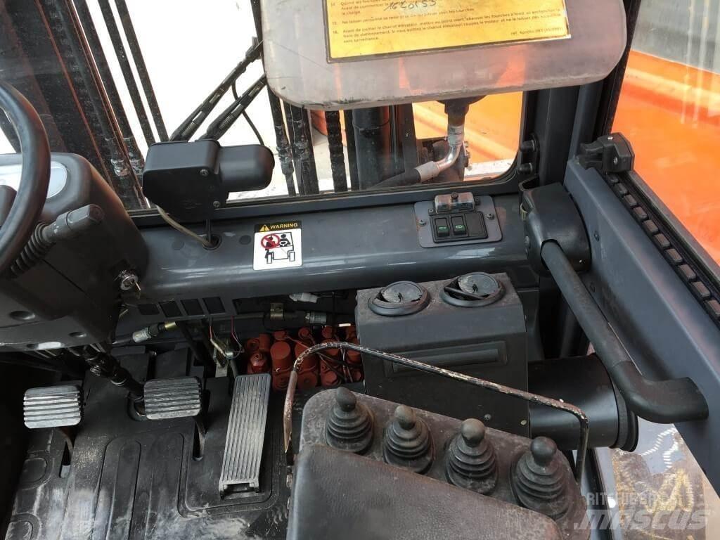 TCM FD40T2 Dizelski viličari
